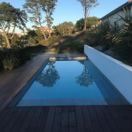 Дом отдыха Avec Piscine Privee, Vue Sur Et A Pied 800m