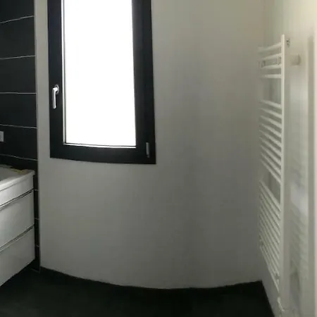 Holiday home Avec Piscine Privee, Vue Sur Et A Pied 800m