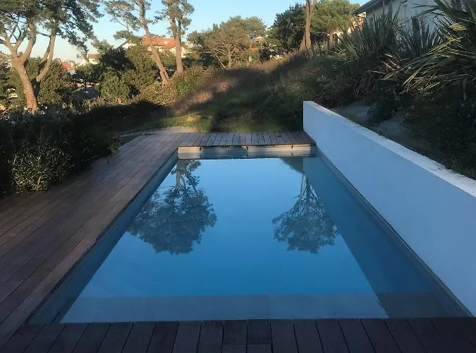 Будинок відпочинку Avec Piscine Privee, Vue Sur Et A Pied 800m