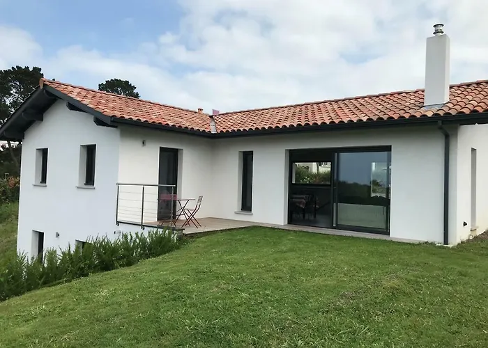 Avec Piscine Privee, Vue Sur Et A Pied 800m Сен-Жан-де-Люз