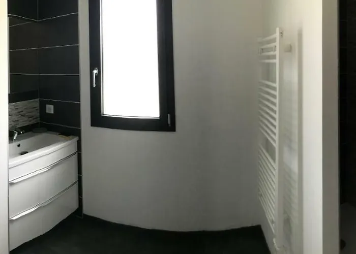 Будинок відпочинку Avec Piscine Privee, Vue Sur Et A Pied 800m