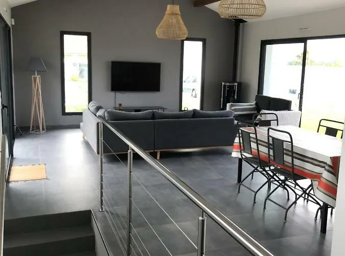 Avec Piscine Privee, Vue Sur Et A Pied 800m Будинок відпочинку *